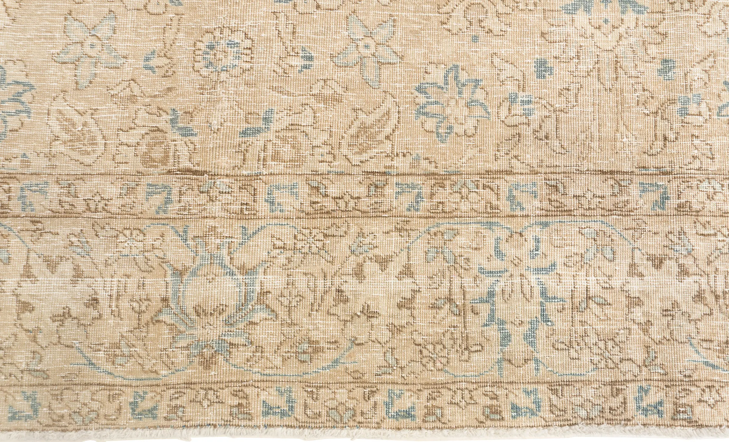 Subdued Tabriz Rug 8'3 X 10'6 9 Subdued Tabriz Rug 8'3 X 10'6