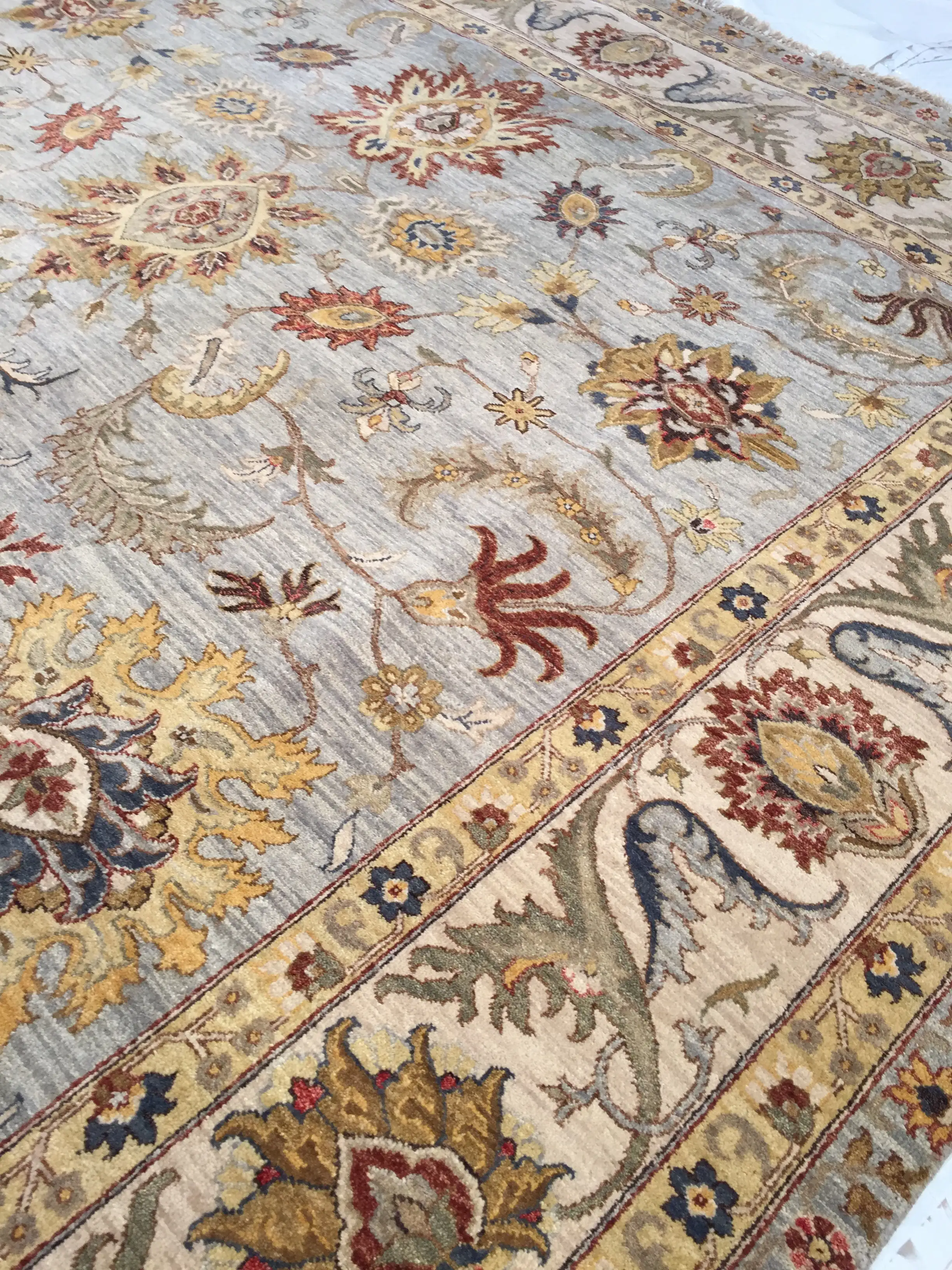 8" x 10" Agra Rug, Light Blue 2 8" x 10" Agra Rug, Light Blue