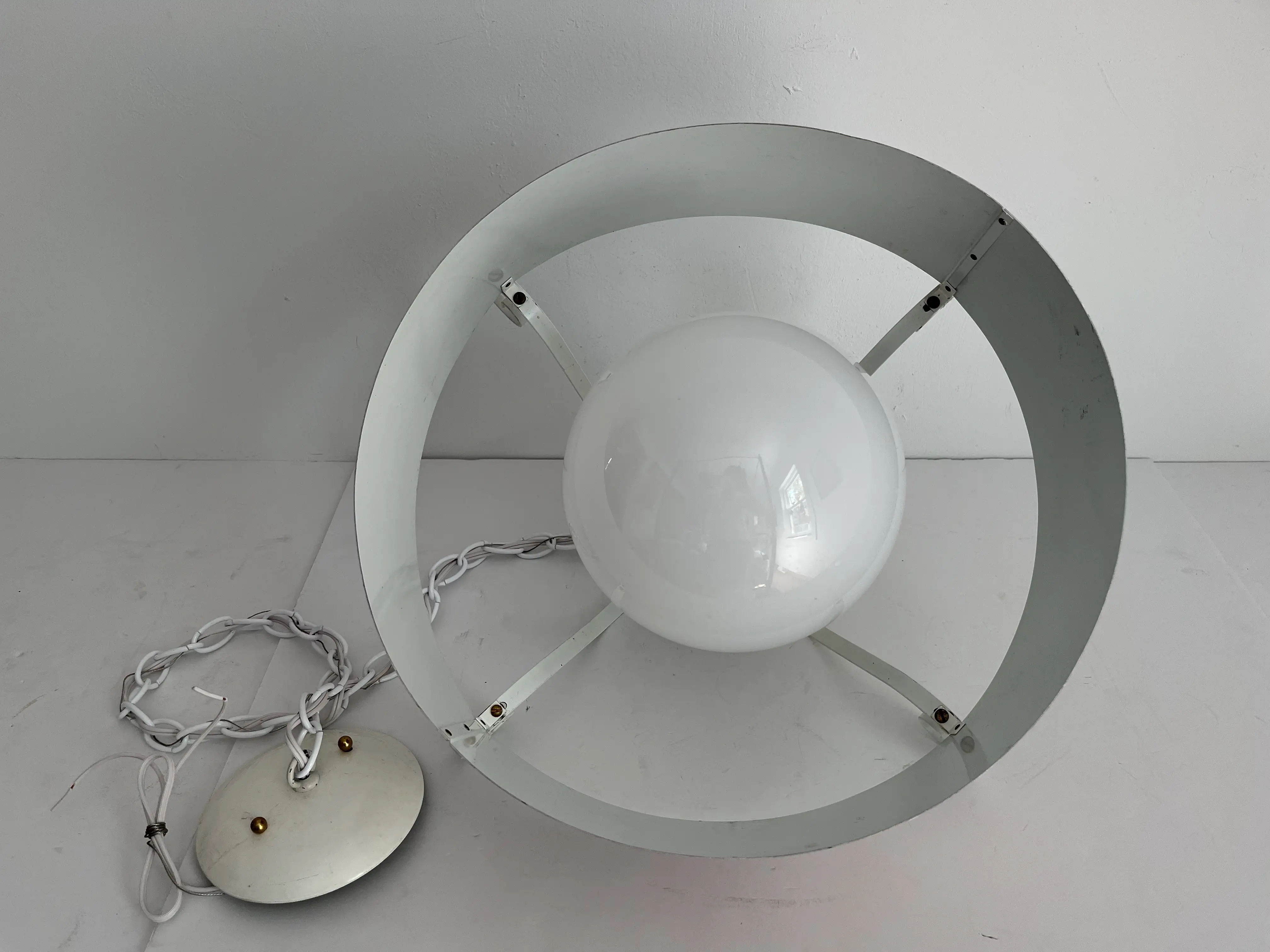 1970s Enameled Pendant Light 8 1970s Enameled Pendant Light
