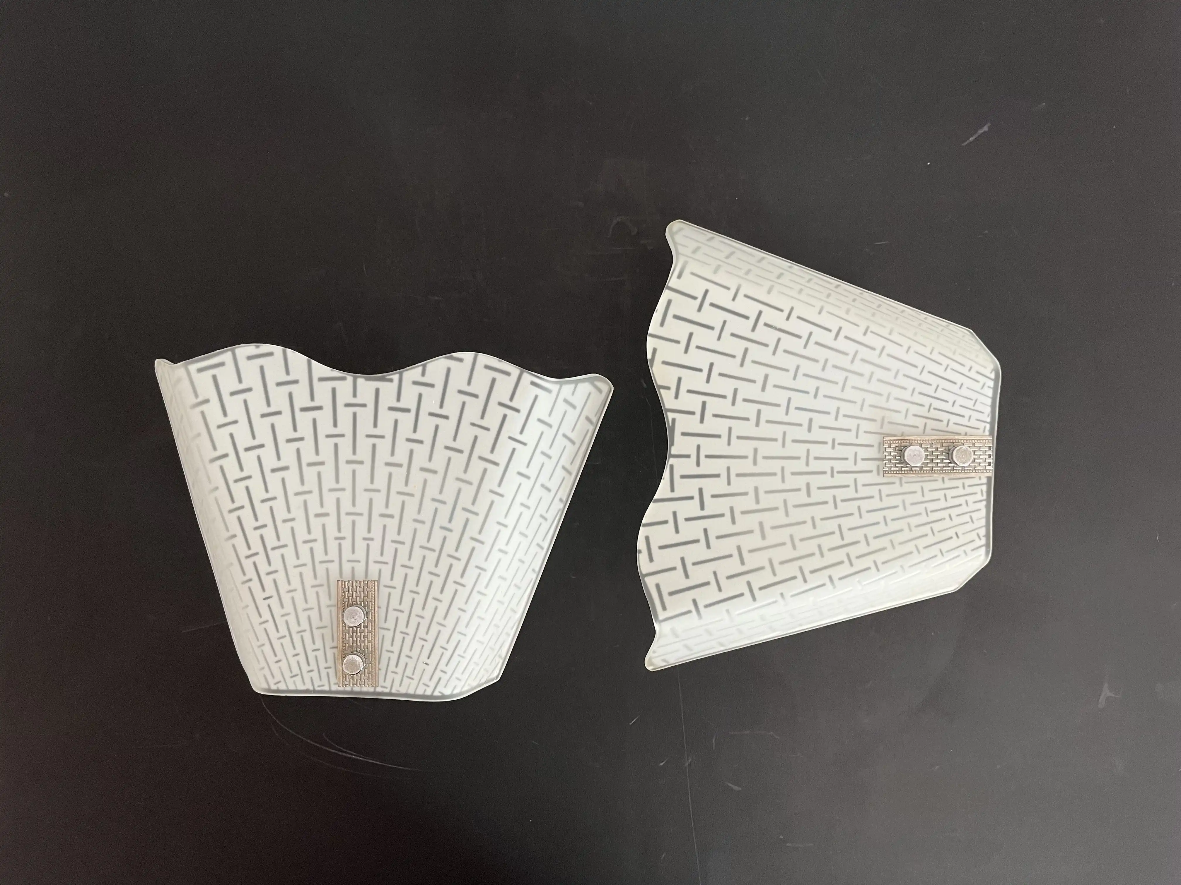 Modern Wavy Wall Lights, Pair 5 Modern Wavy Wall Lights, Pair