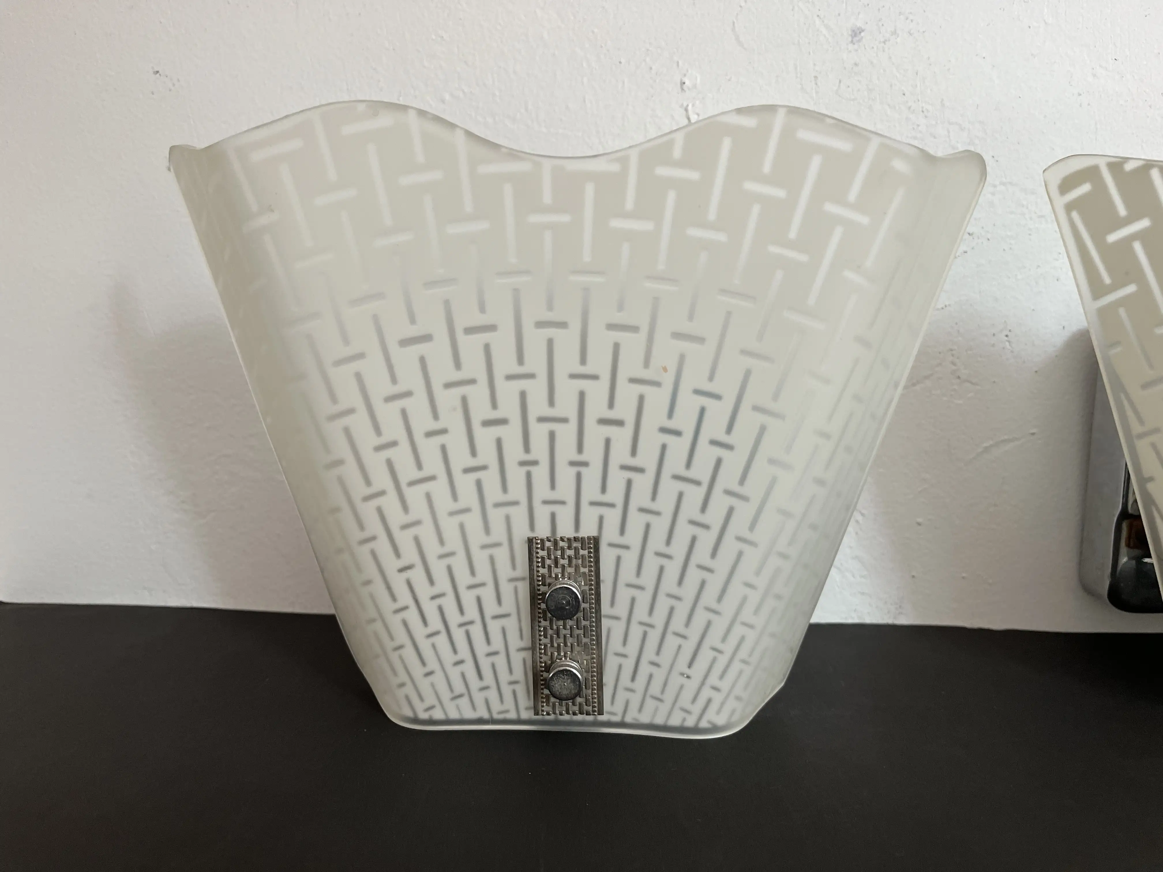 Modern Wavy Wall Lights, Pair 7 Modern Wavy Wall Lights, Pair