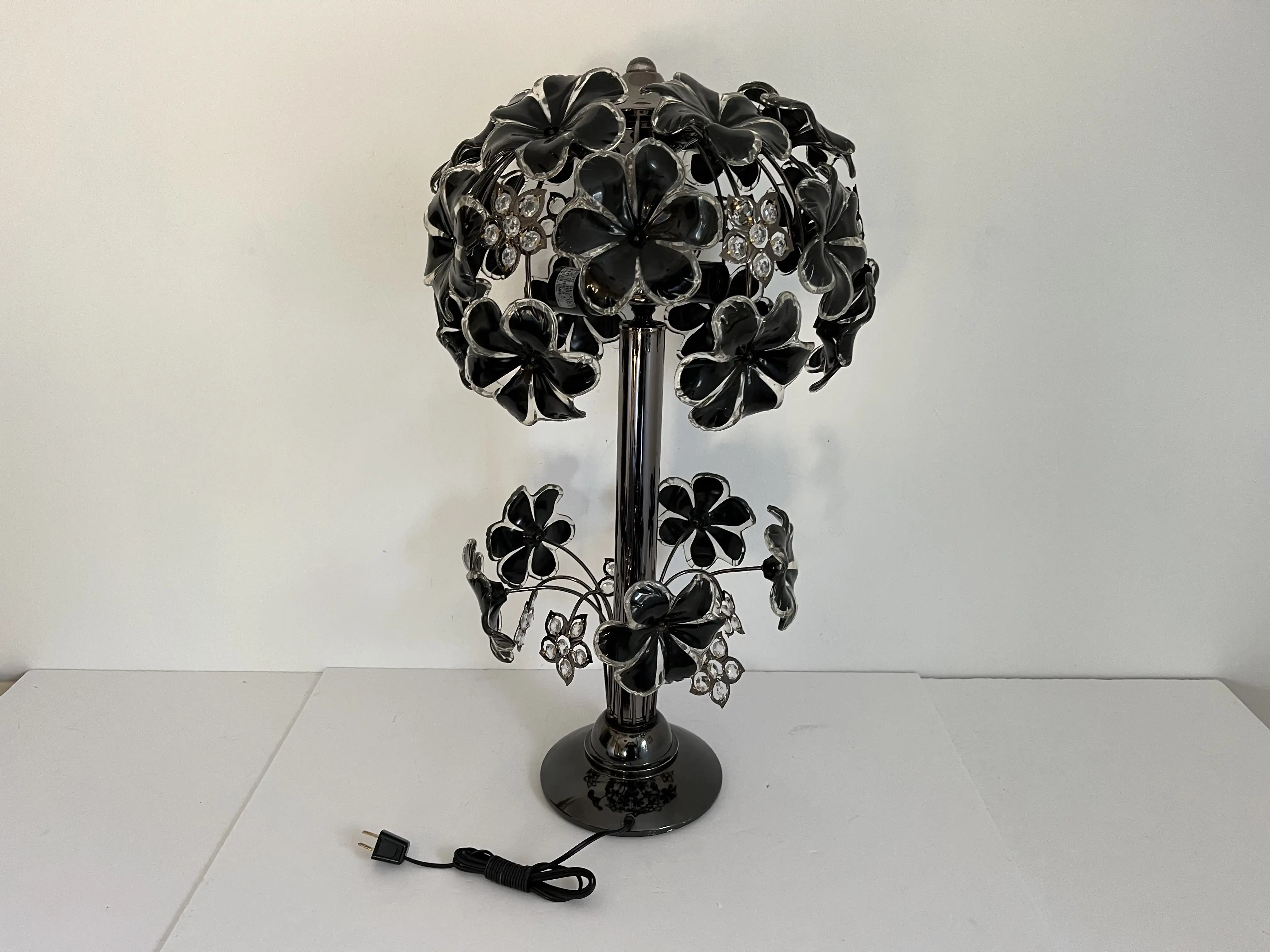 1970s Oversize Lucite Topiary Lamp 10 1970s Oversize Lucite Topiary Lamp