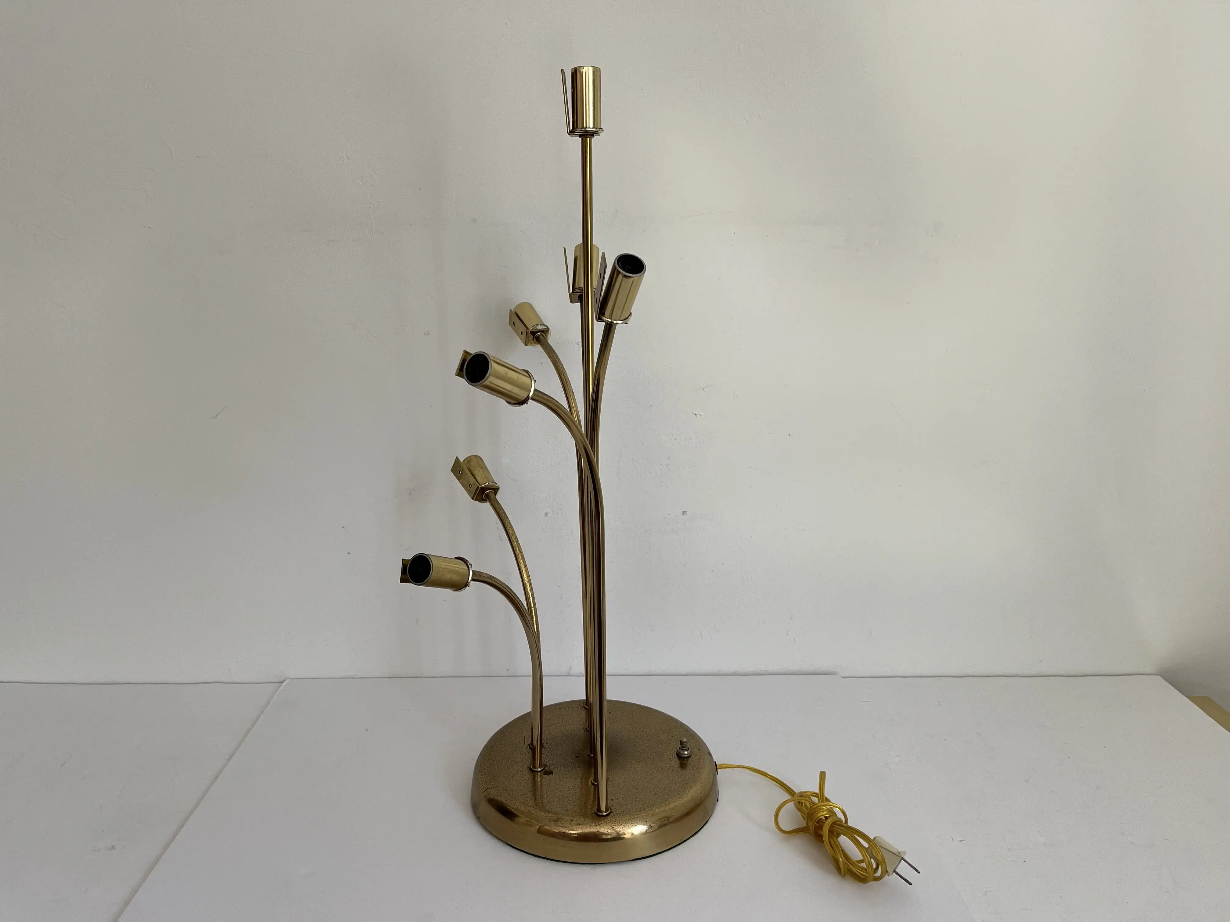 Lucite Leaves Accent Lamp 3 Lucite Leaves Accent Lamp