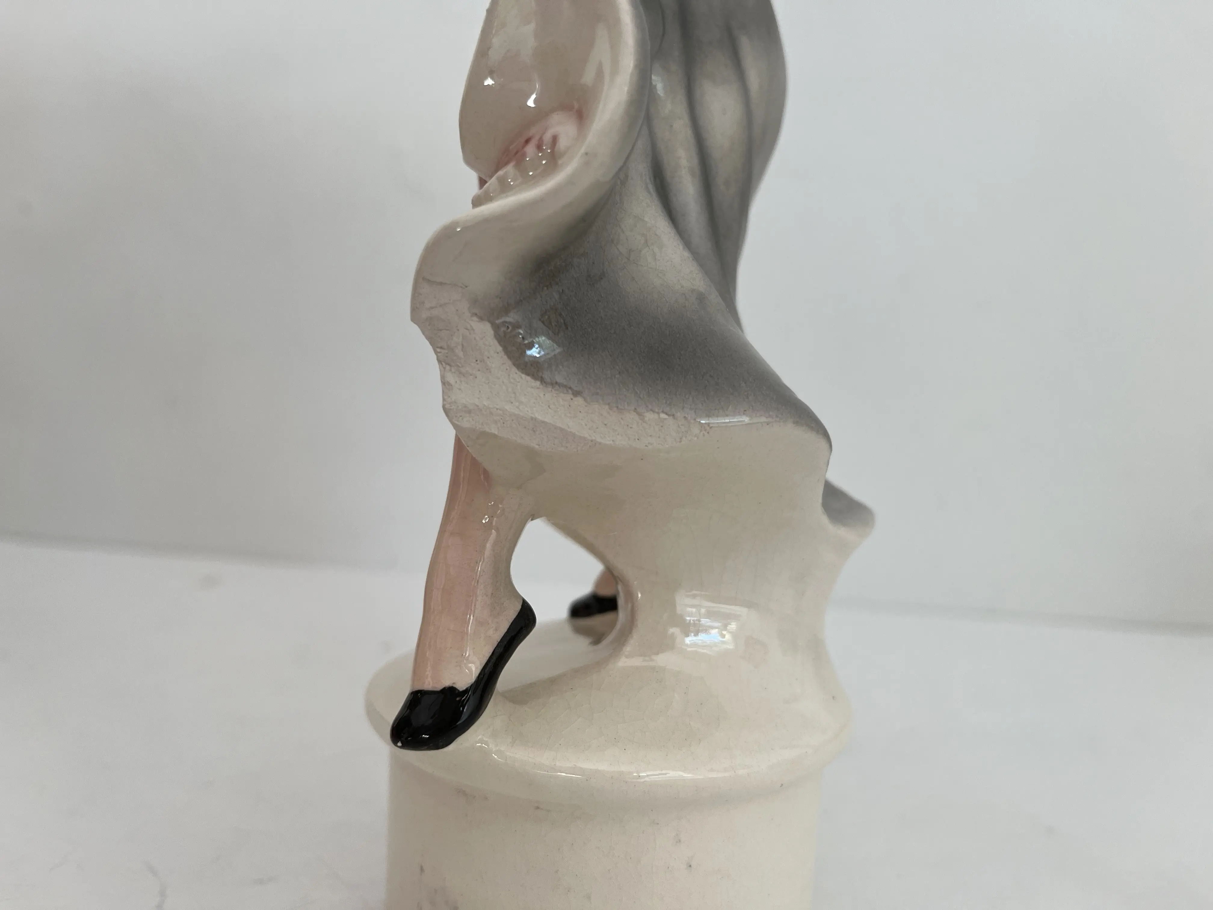 1950s Figural Planter Lamp & Shade 8 1950s Figural Planter Lamp & Shade